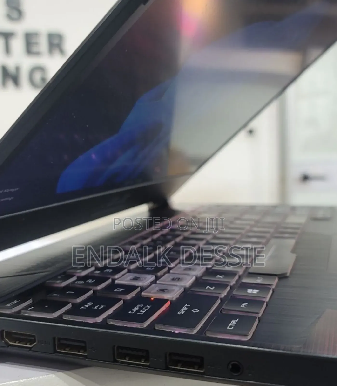 New Laptop Asus 16GB AMD Ryzen 7 SSD 512GB