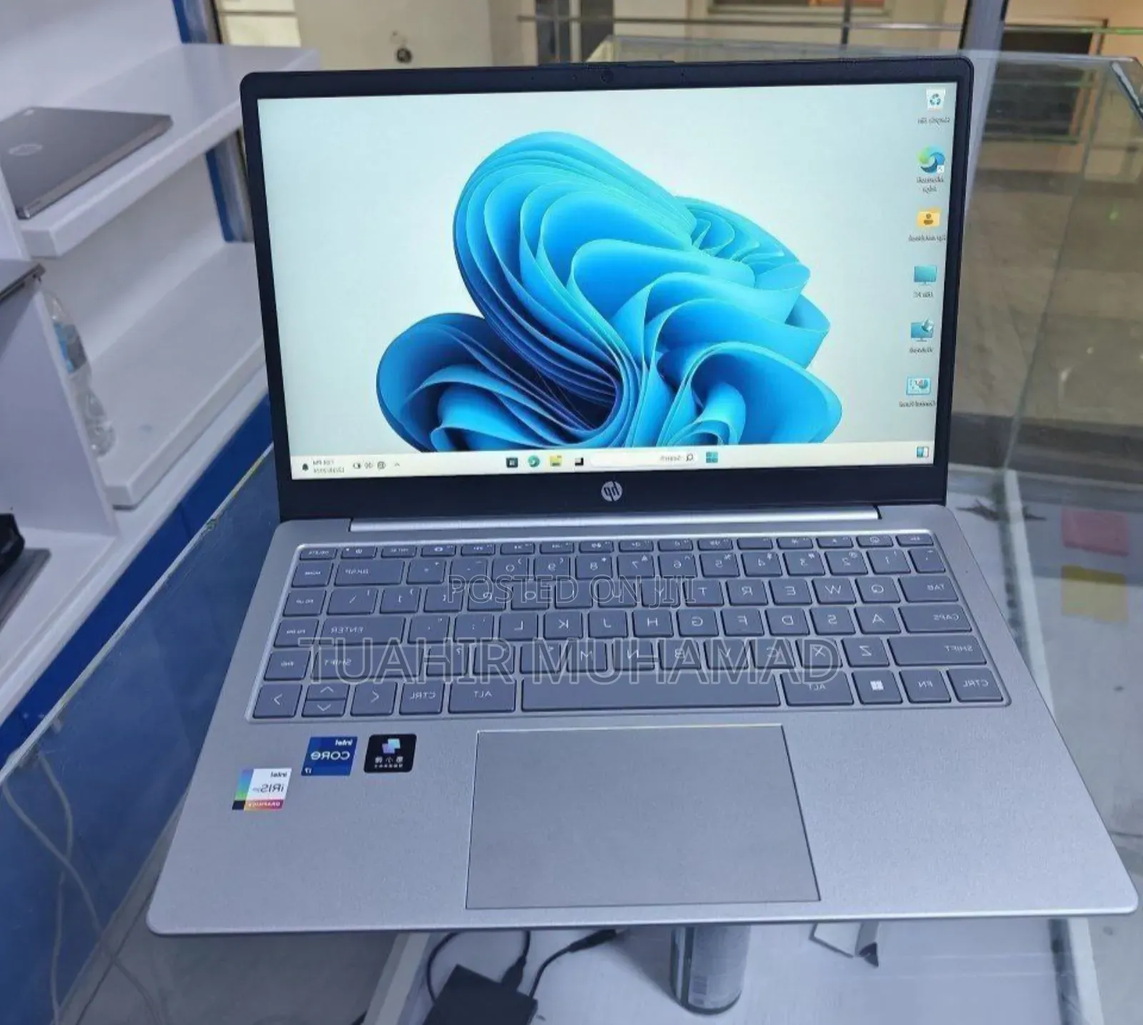 New Laptop HP Stream Notebook 16GB Intel Core I7 SSD 512GB