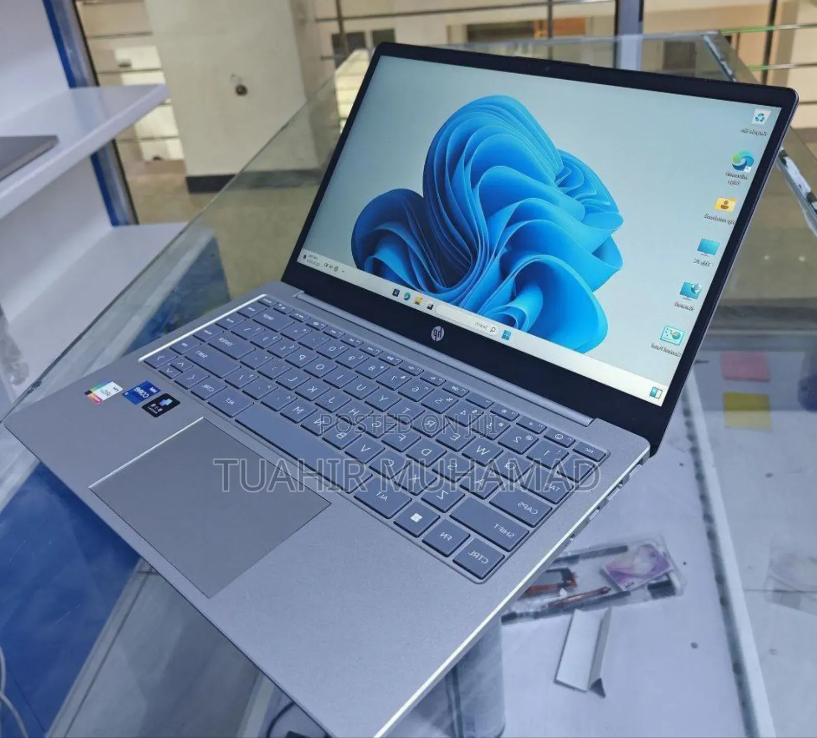 New Laptop HP Stream Notebook 16GB Intel Core I7 SSD 512GB