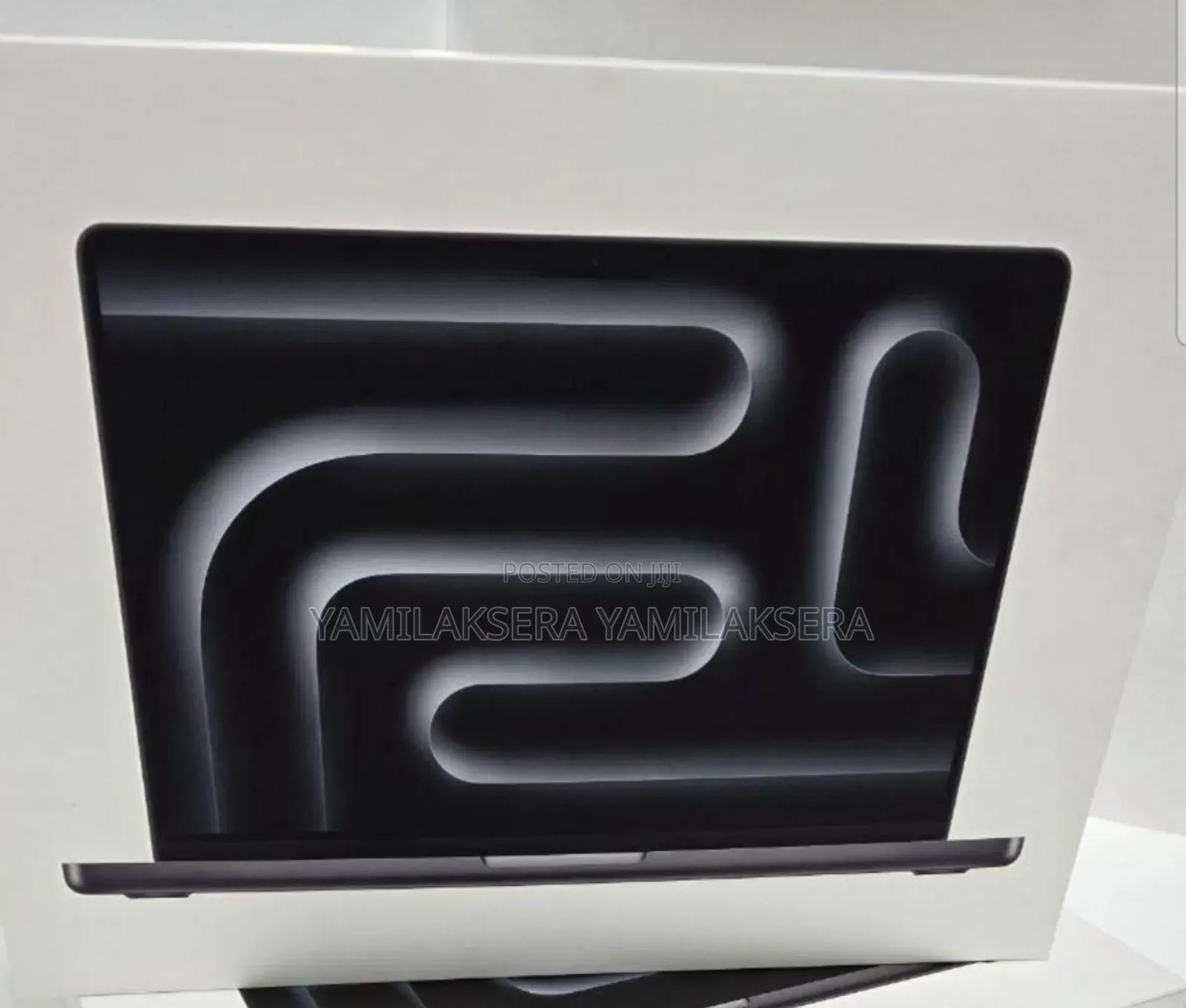 New Laptop Apple Macbook Pro 2025 M5 14-Inch 16GB Apple M5 SSD 512GB