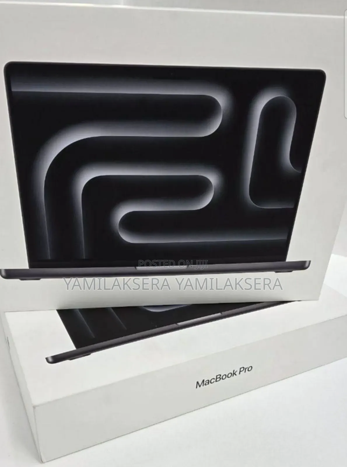 New Laptop Apple Macbook Pro 2025 M5 14-Inch 16GB Apple M5 SSD 512GB