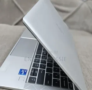 New Laptop HP EliteBook 830 G8 16GB Intel Core I7 SSD 512GB
