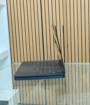 New Laptop Apple MacBook Pro 2021 M1 8GB SSD 256GB