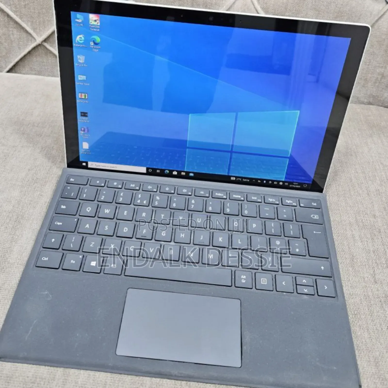 New Laptop Microsoft Surface Pro 7 16GB Intel Core I7 SSD 256GB