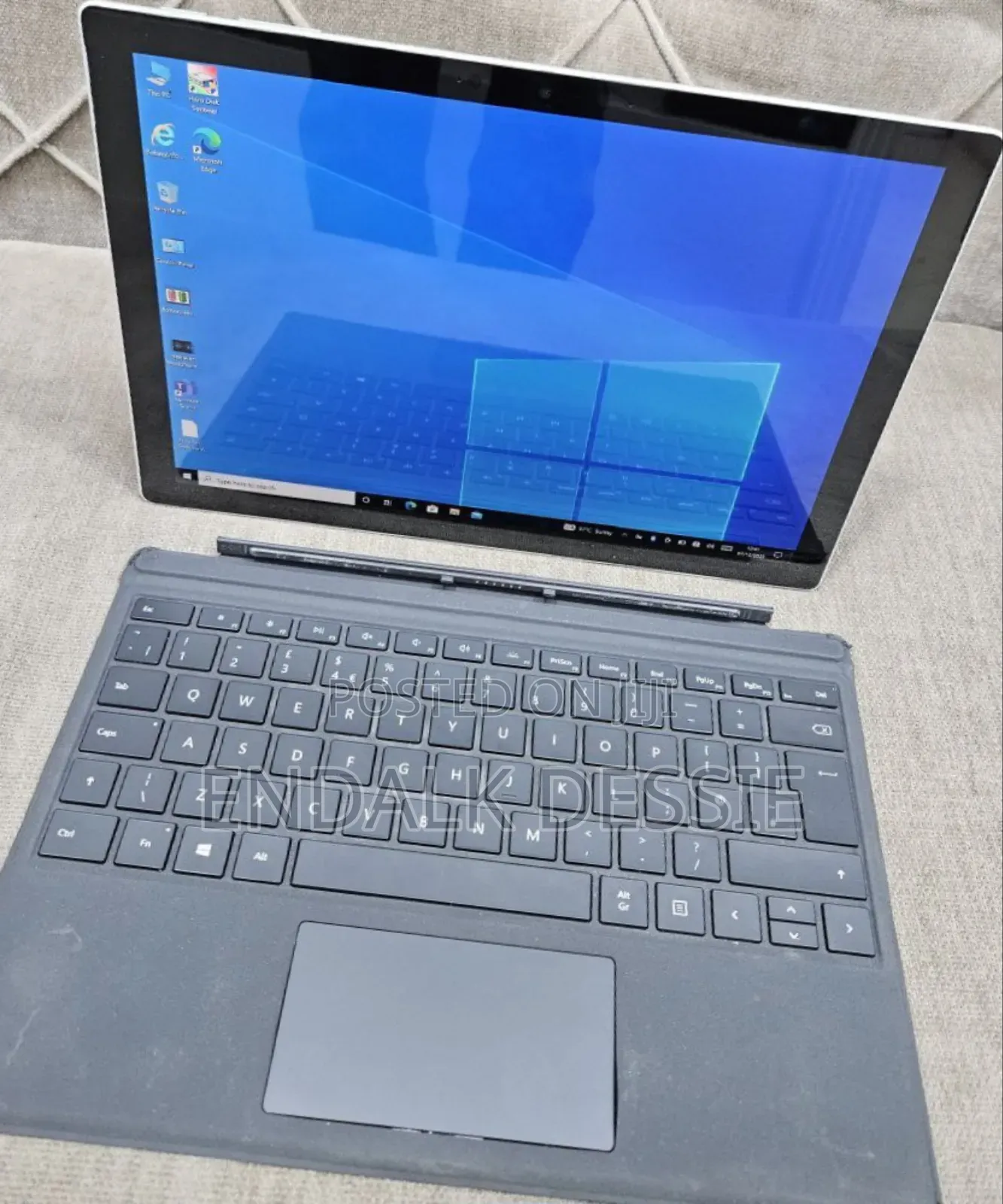 New Laptop Microsoft Surface Pro 7 16GB Intel Core I7 SSD 256GB