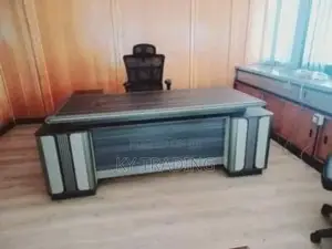 Managerial Table With Chair( Size 2m)