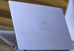 New Laptop HP Pavilion 11 8GB Intel Core I5 SSD 256GB