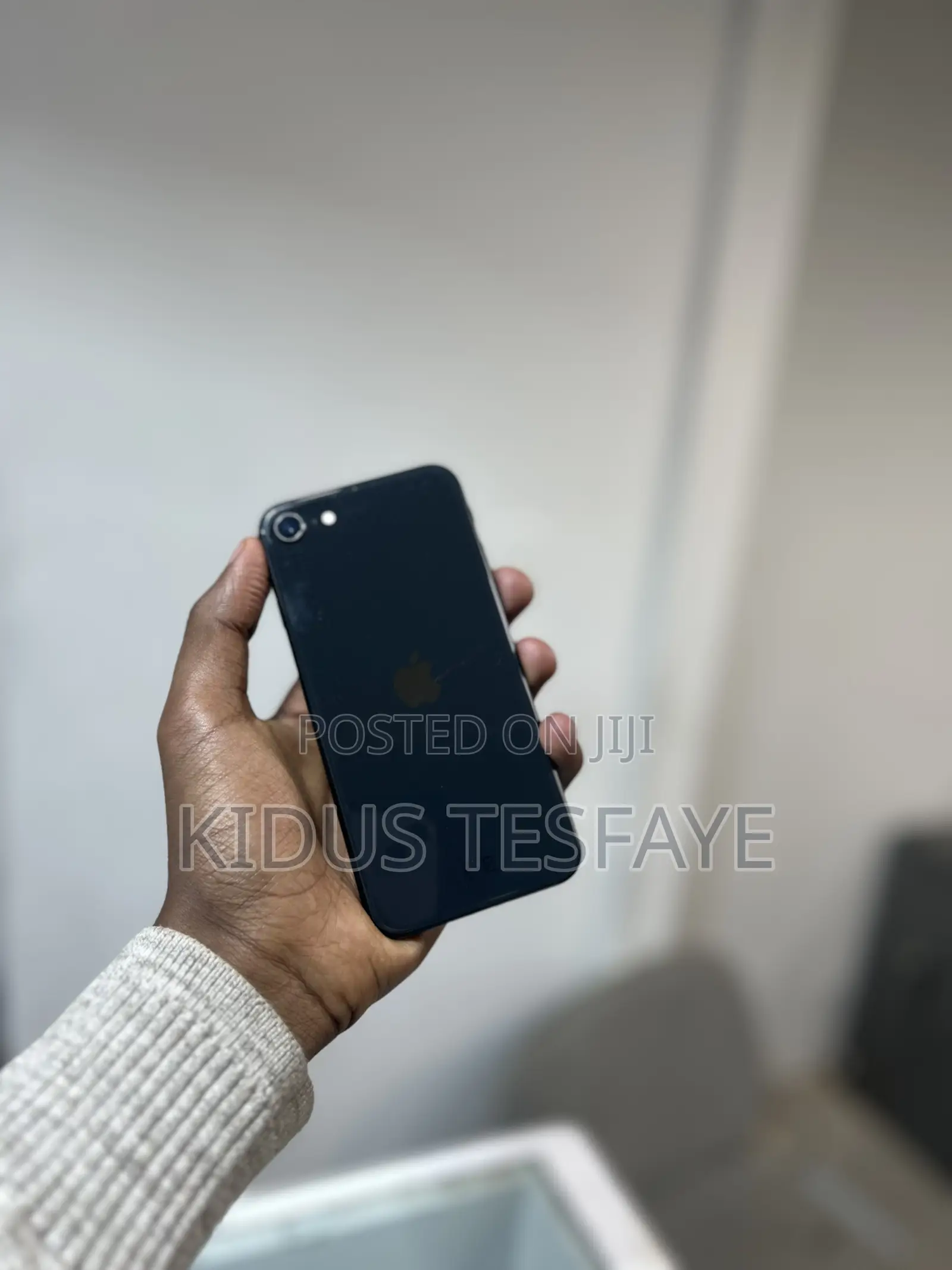 Apple iPhone SE (2020) 128 GB Black