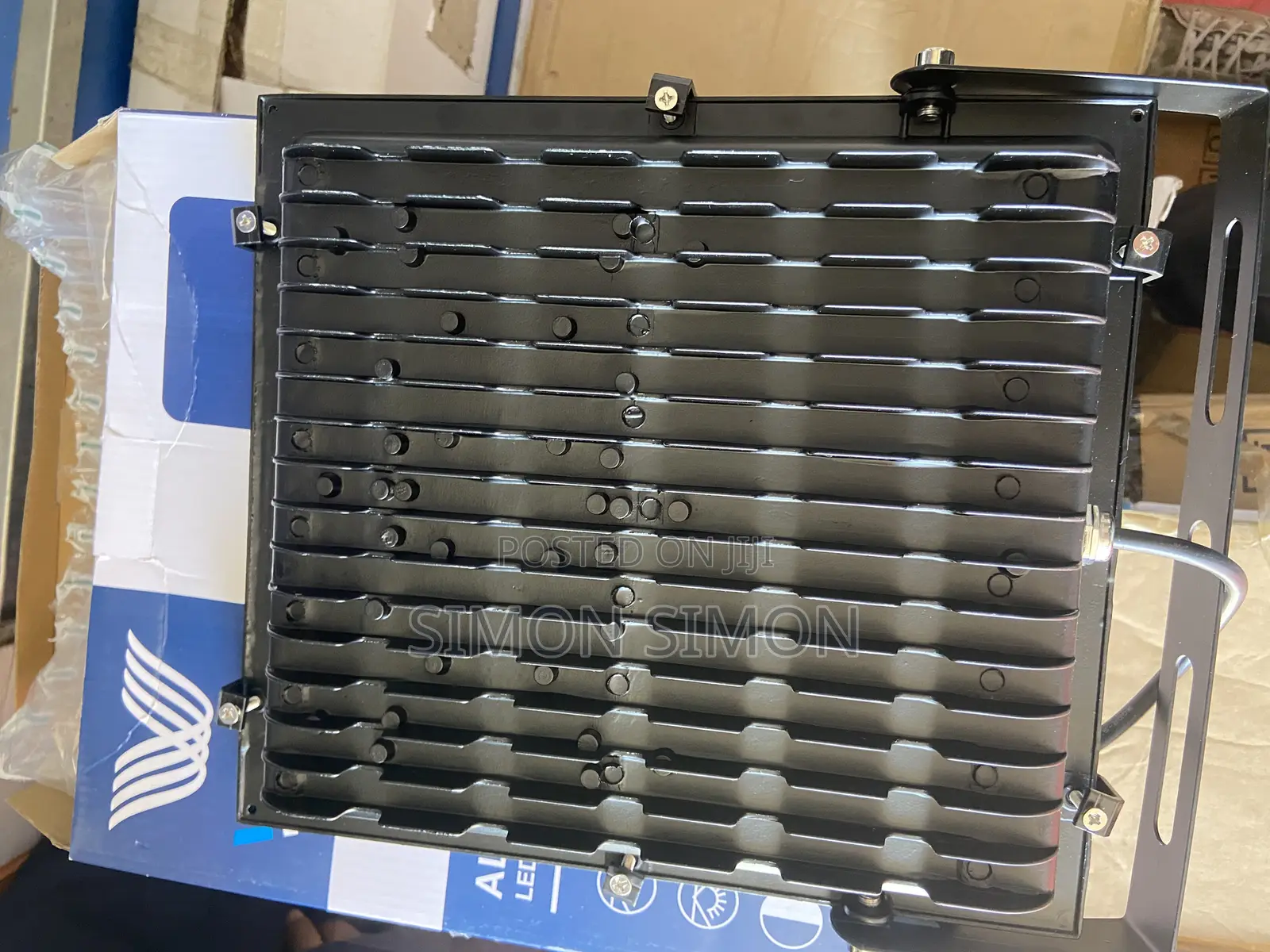 Pawza 100w Outdoor – Super Bright, Waterproof