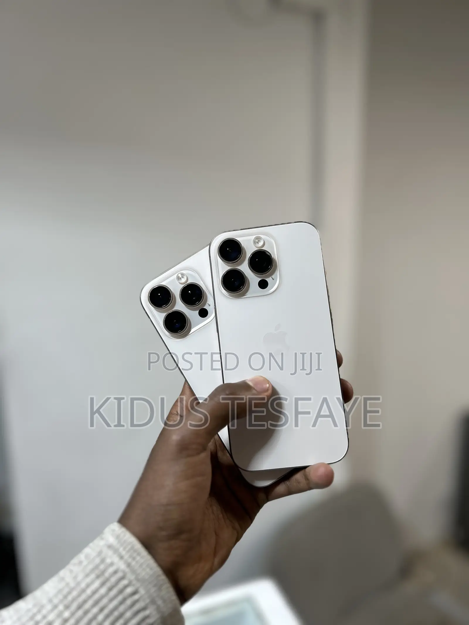 Apple iPhone 16 Pro 128 GB Gold