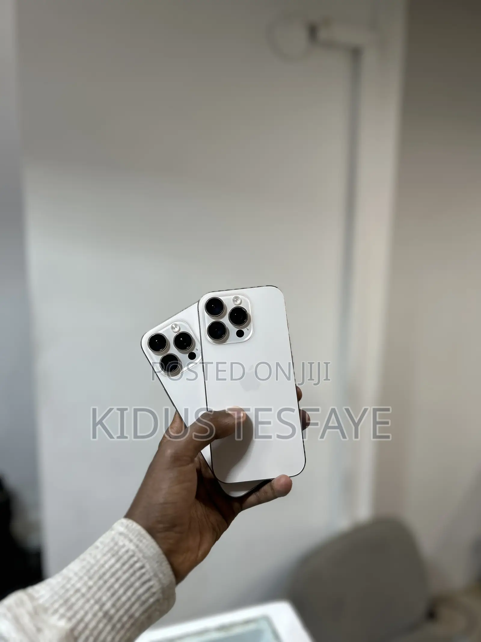 Apple iPhone 16 Pro 128 GB Gold