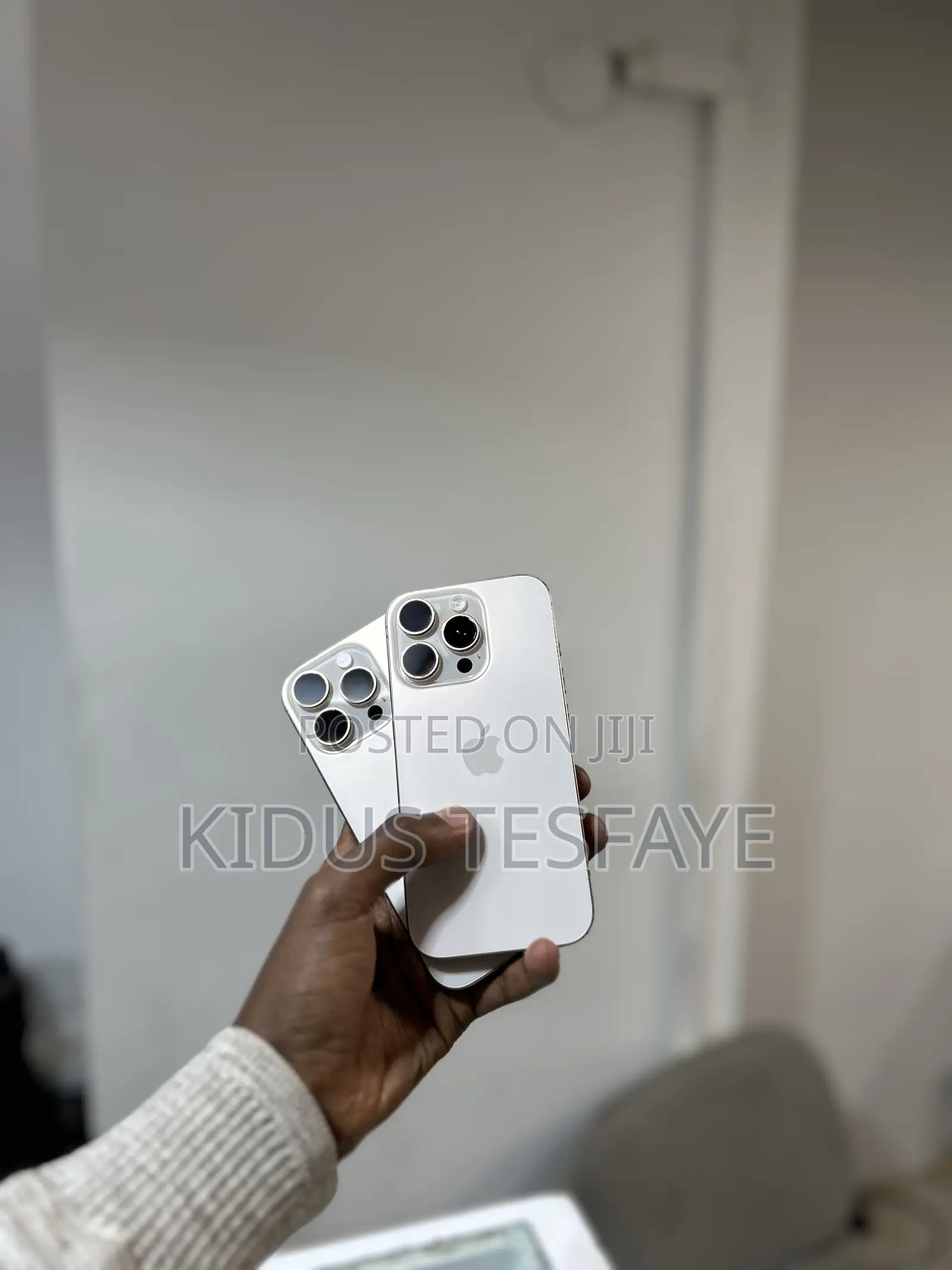 Apple iPhone 16 Pro 128 GB Gold