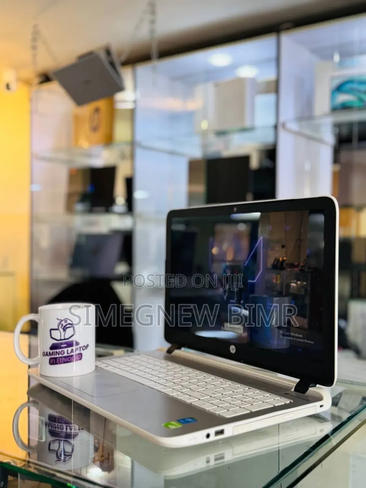 New Laptop HP Pavilion 15 6GB Intel Core I5 SSD 1T