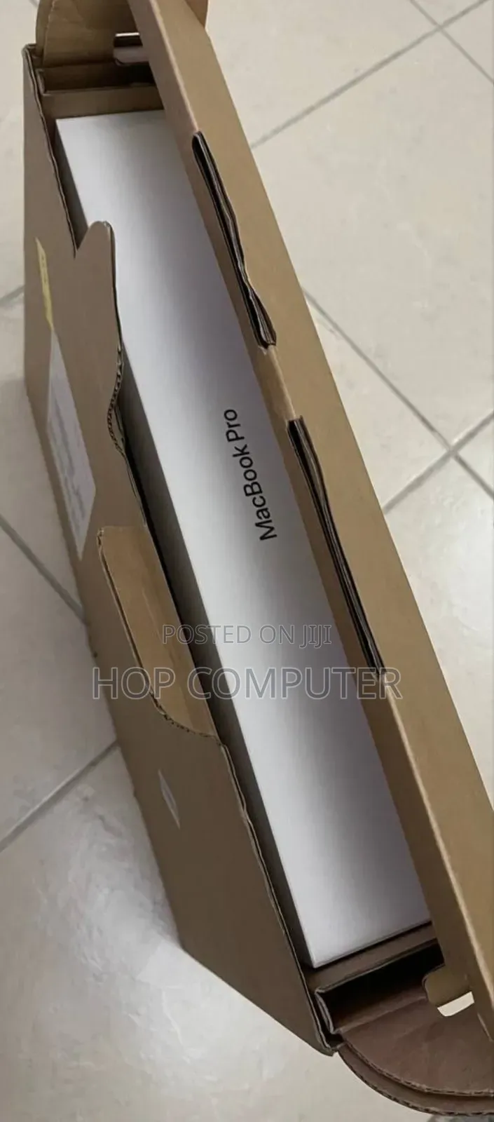 New Apple MacBook Pro 2024 M4 14-Inch 24GB Apple M4 Pro SSD 512GB