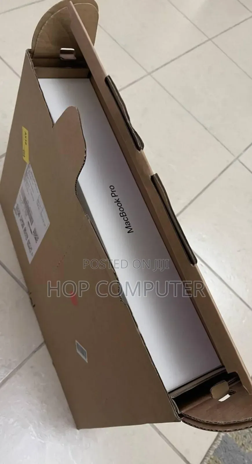 New Apple MacBook Pro 2024 M4 14-Inch 24GB Apple M4 Pro SSD 512GB