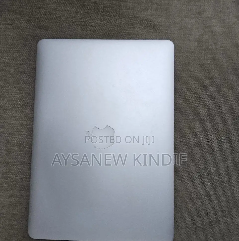 New Laptop Apple MacBook Air 2015 8GB Intel Core I5 SSD 128GB