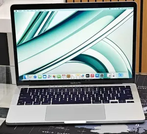 New Laptop Apple MacBook Pro 2022 M2 8GB Apple M2 SSD 256GB
