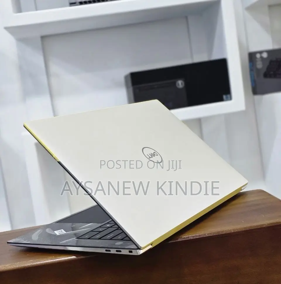 New Laptop Dell XPS 15 (9530) 32GB Intel Core i9 SSD 1T