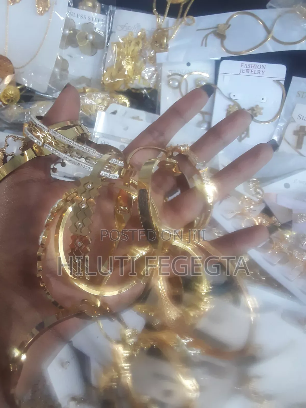 የማይለቅ ጌጣጌጥ