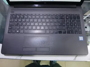 Laptop HP 250 G7 8GB Intel Core I7 HDD+SSD 1T