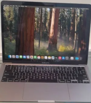 Photo - New Laptop Apple MacBook 2020 8GB Intel Core I5 SSD 256GB