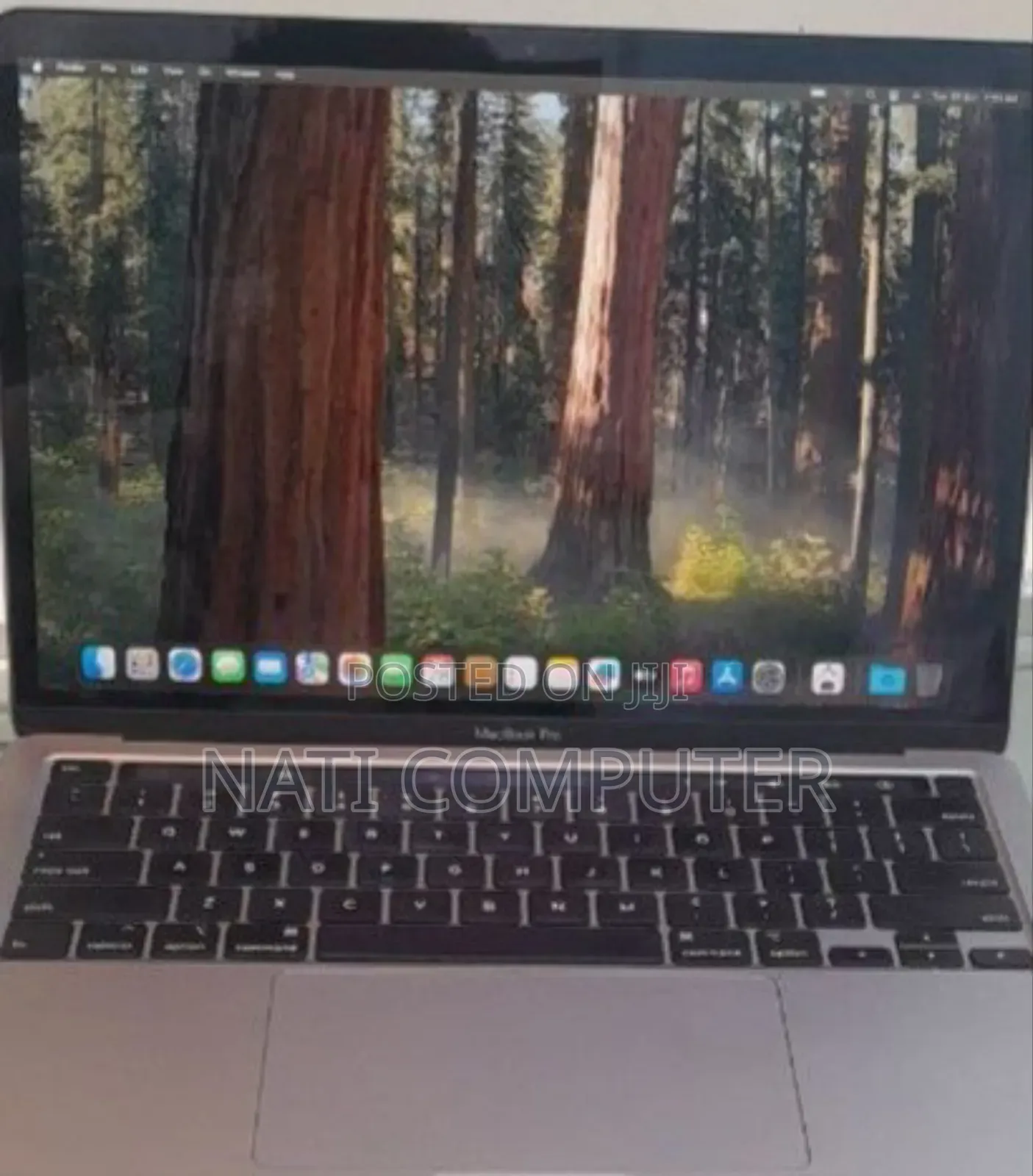 New Laptop Apple MacBook 2020 8GB Intel Core I5 SSD 256GB