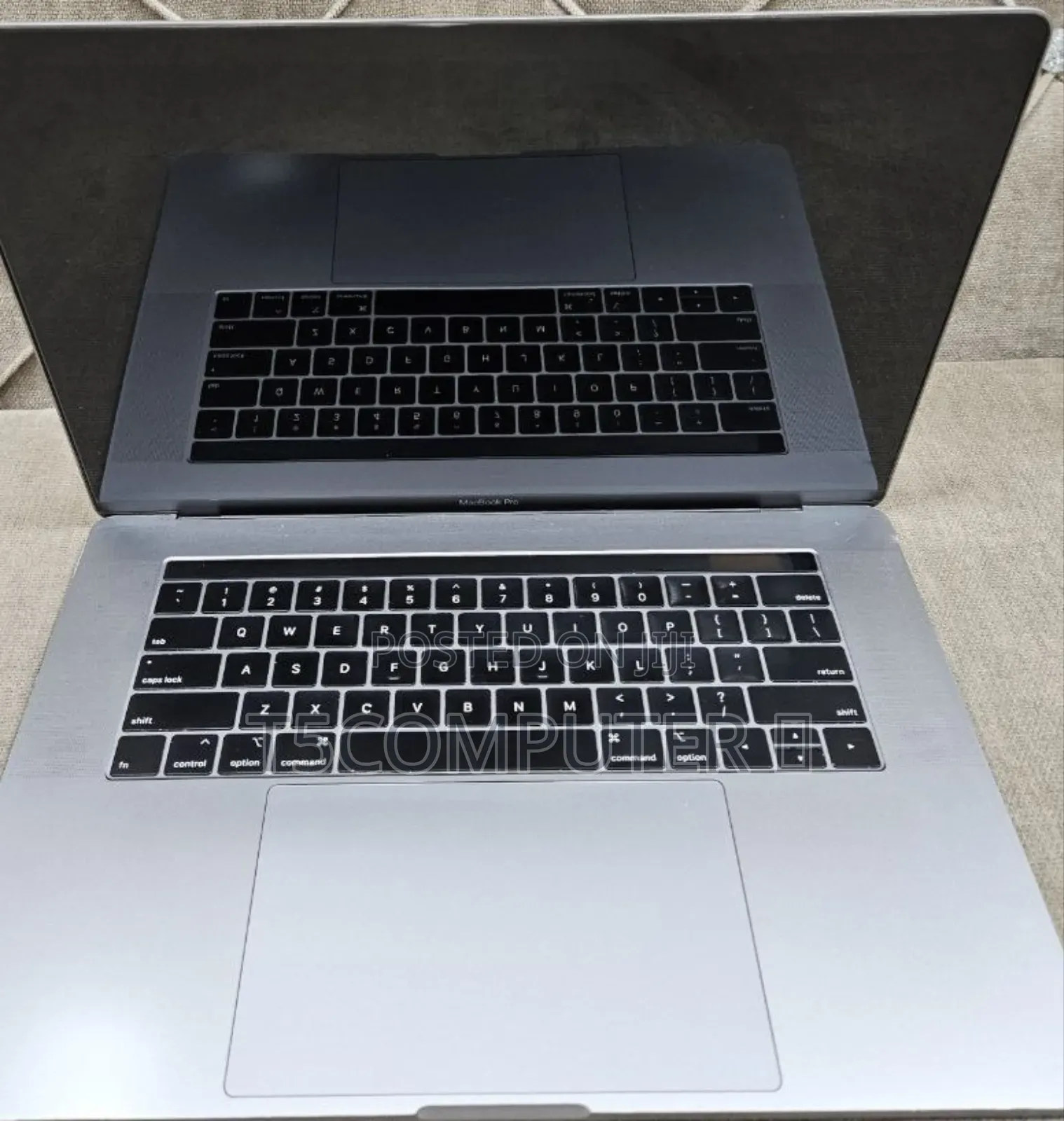 New Laptop Apple MacBook Pro 2019 16GB Intel Core I9 SSD 512GB