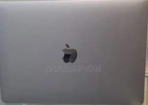 New Laptop Apple MacBook 2020 8GB Intel Core I5 SSD 256GB