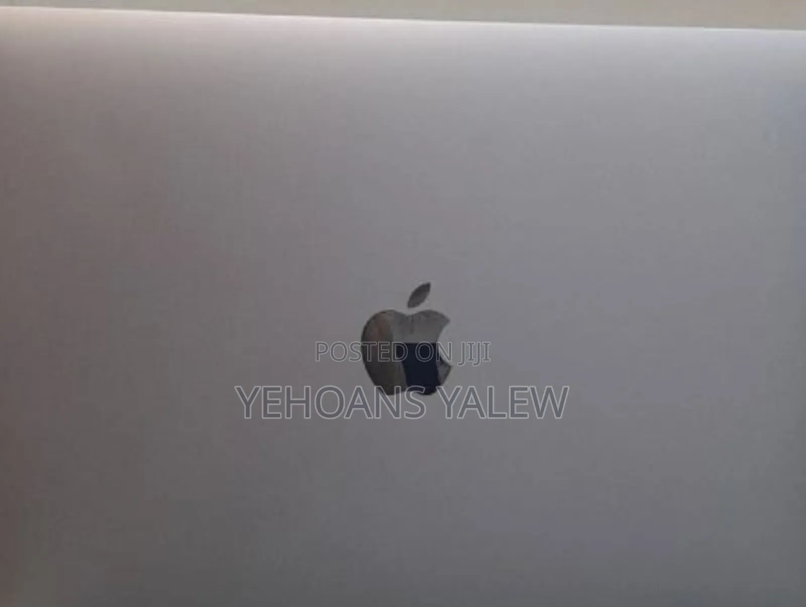 New Laptop Apple MacBook Pro 2020 8GB Intel Core I5 SSD 256GB