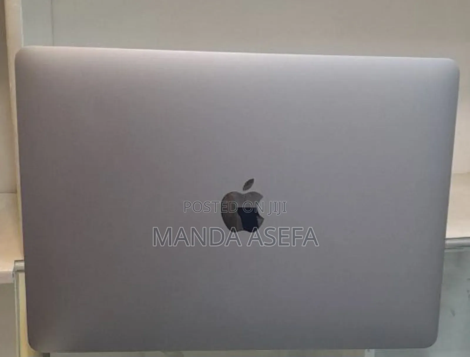 New Laptop Apple MacBook Pro 2020 8GB Intel Core I5 SSD 256GB