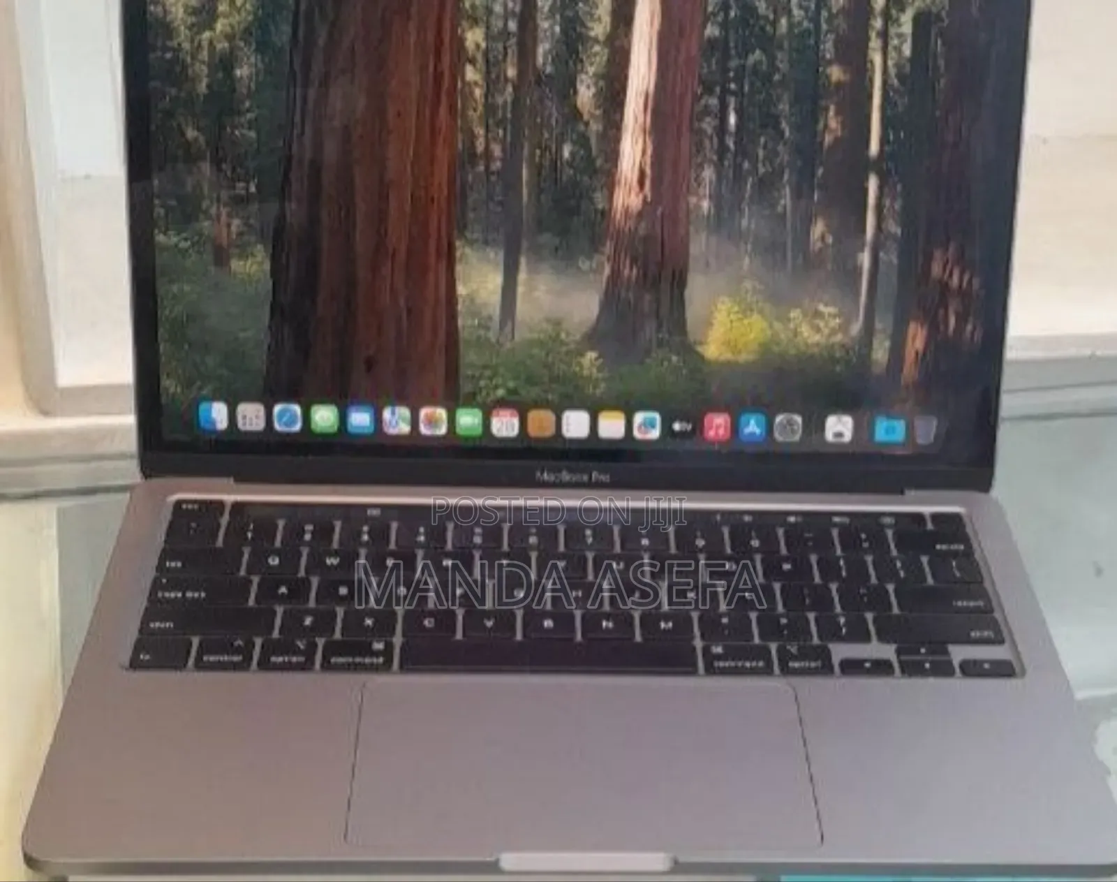 New Laptop Apple MacBook Pro 2020 8GB Intel Core I5 SSD 256GB