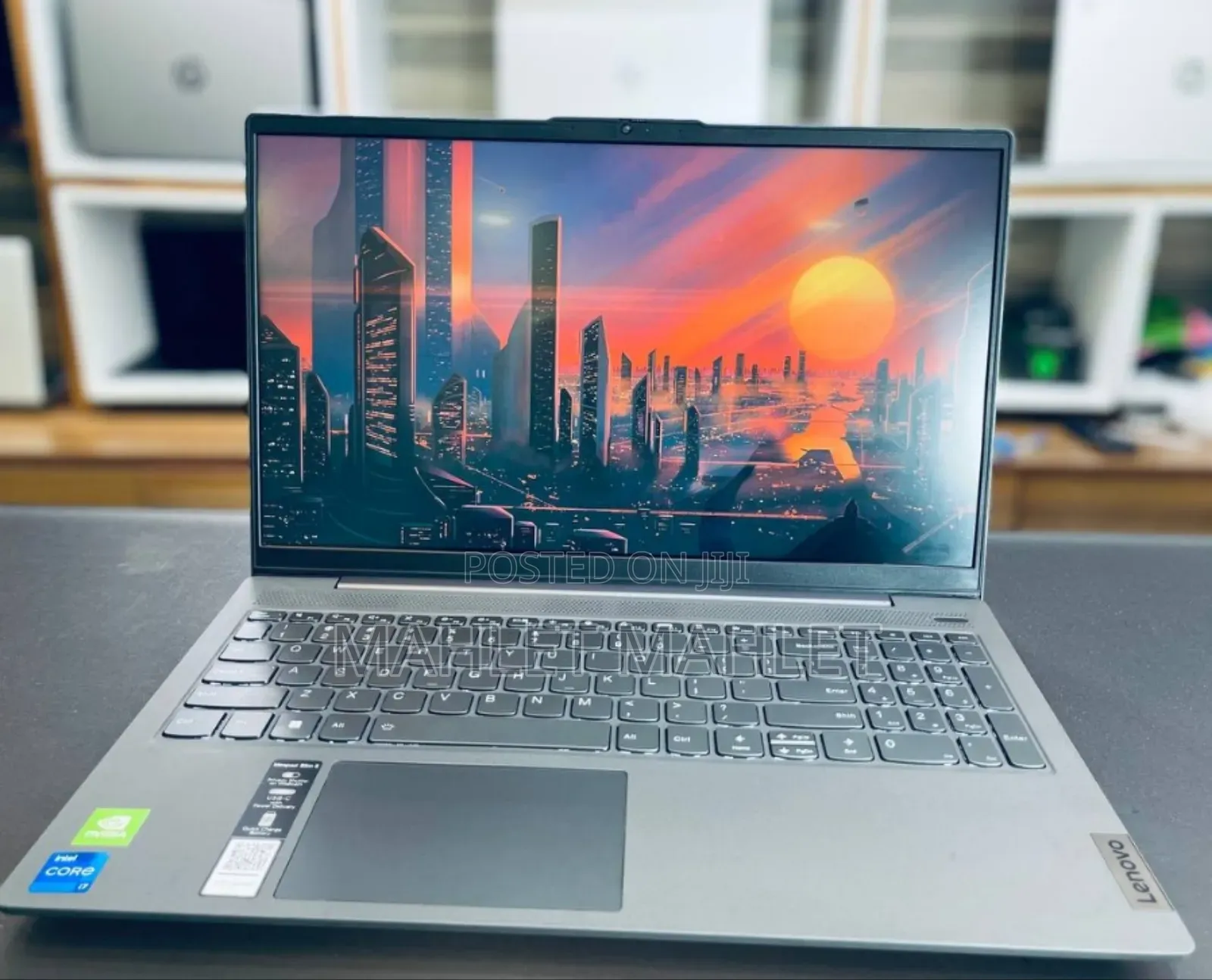 New Laptop Lenovo Ideapad 3-14iil05 16GB Intel Core I7 SSD 512GB