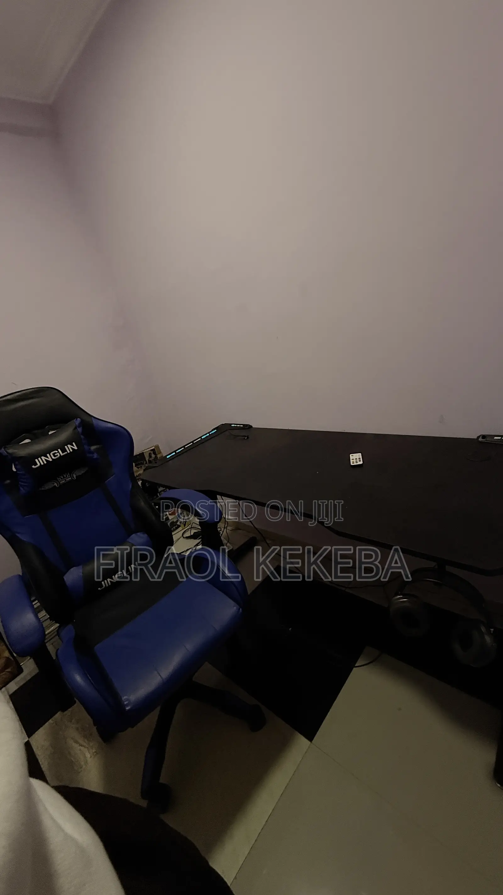 Gaming Table And Chair