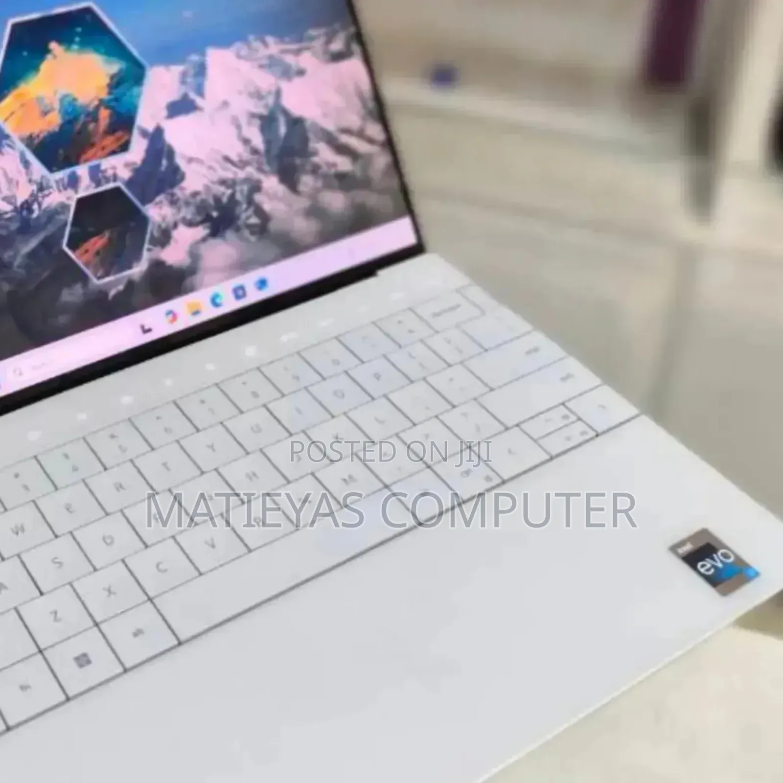 New Laptop Dell XPS 13 16GB Intel Core i7 SSD 512GB