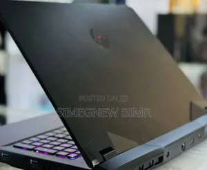 New Laptop MSI Creator 17 B11ue-471 16GB AMD Ryzen 9 SSD 1T