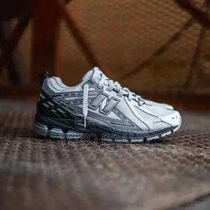 New Arrival New Balance 1906r Grey Fashion Shoes