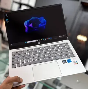 New Laptop HP EliteBook 840 8GB Intel Core I5 SSHD+SSD 512GB