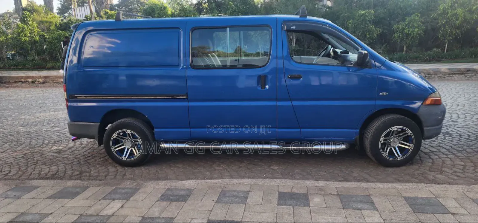 Toyota HiAce 2006 Blue