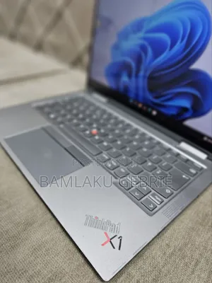 Photo - New Laptop Lenovo Thinkpad X1 Yoga 32GB Intel Core I7 SSD 512GB