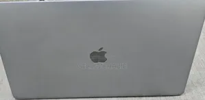 Photo - New Laptop Apple MacBook Pro 2019 16GB Intel Core I9 SSD 512GB
