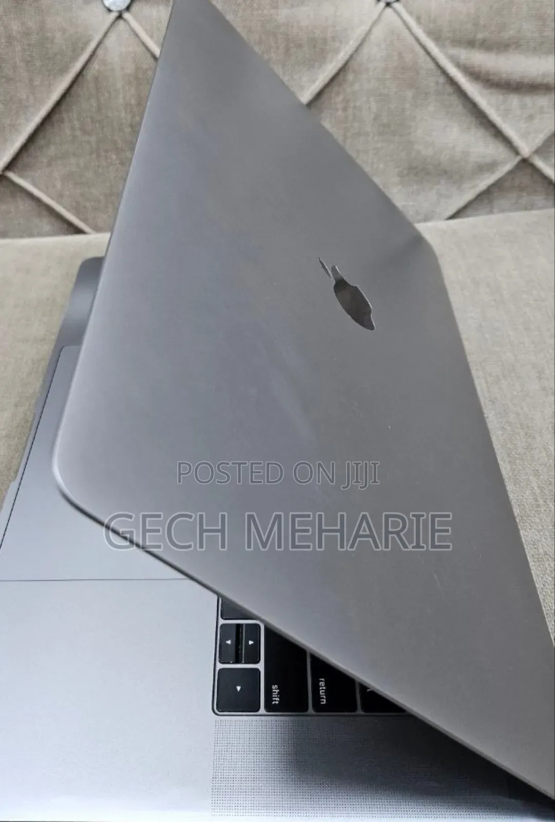 New Laptop Apple MacBook Pro 2019 16GB Intel Core I9 SSD 512GB