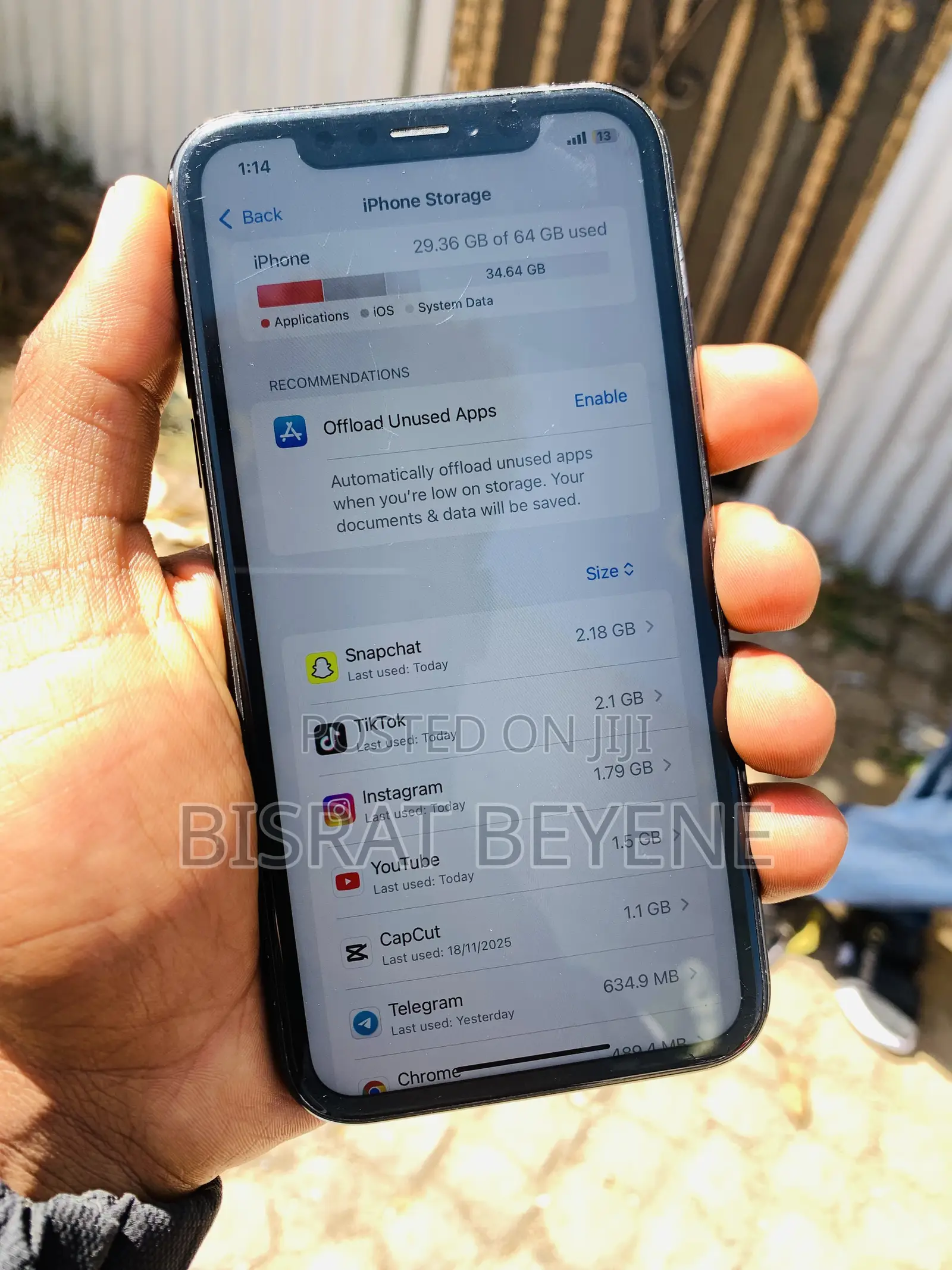 New Apple iPhone XR 64 GB Black