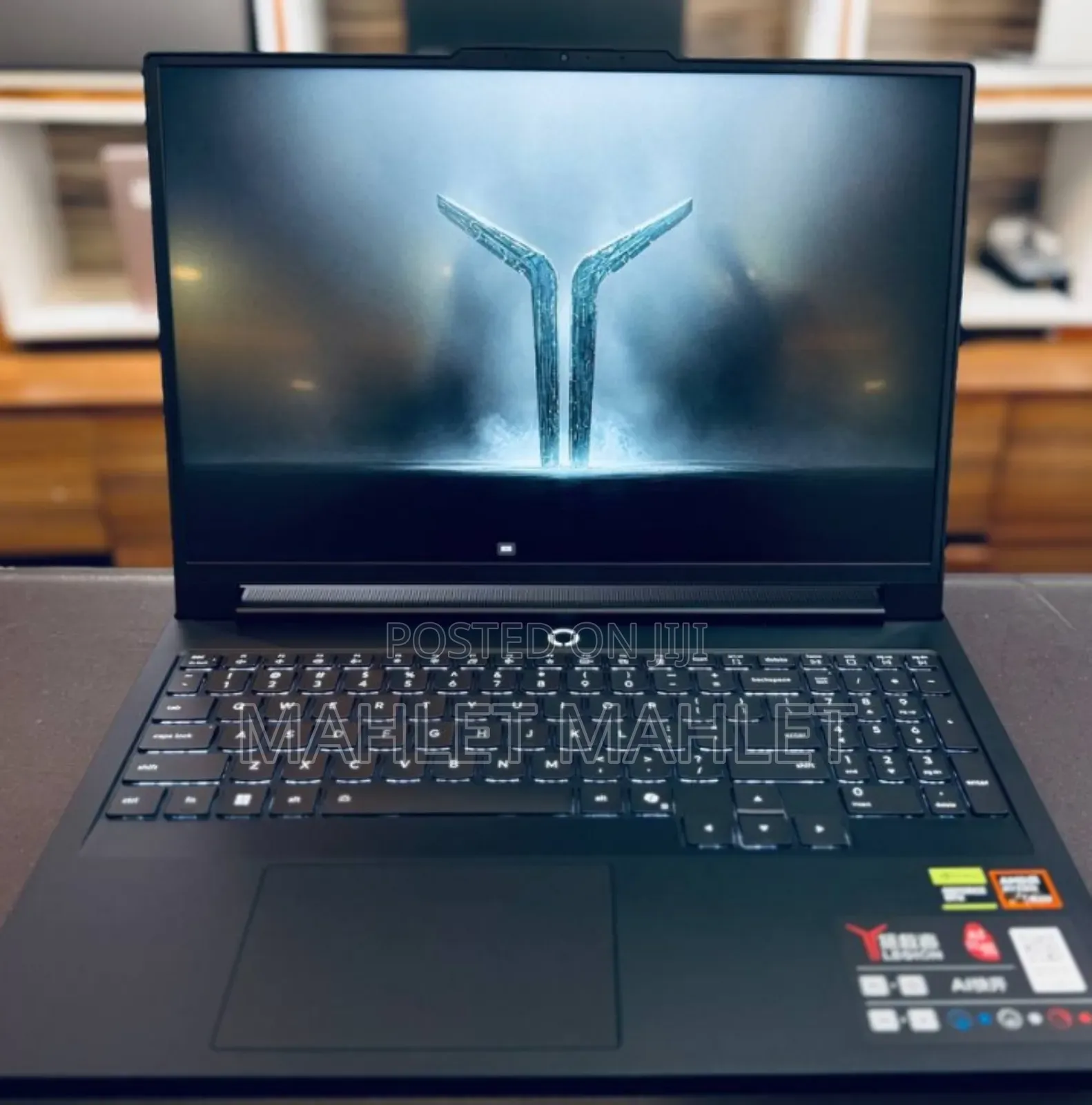 New Laptop Lenovo Legion 7 32GB AMD Ryzen 9 SSD 1T