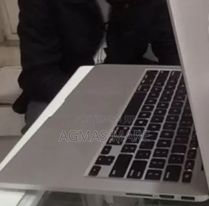 Photo - New Laptop Apple MacBook Pro 2013 8GB Intel Core I5 SSD 256GB