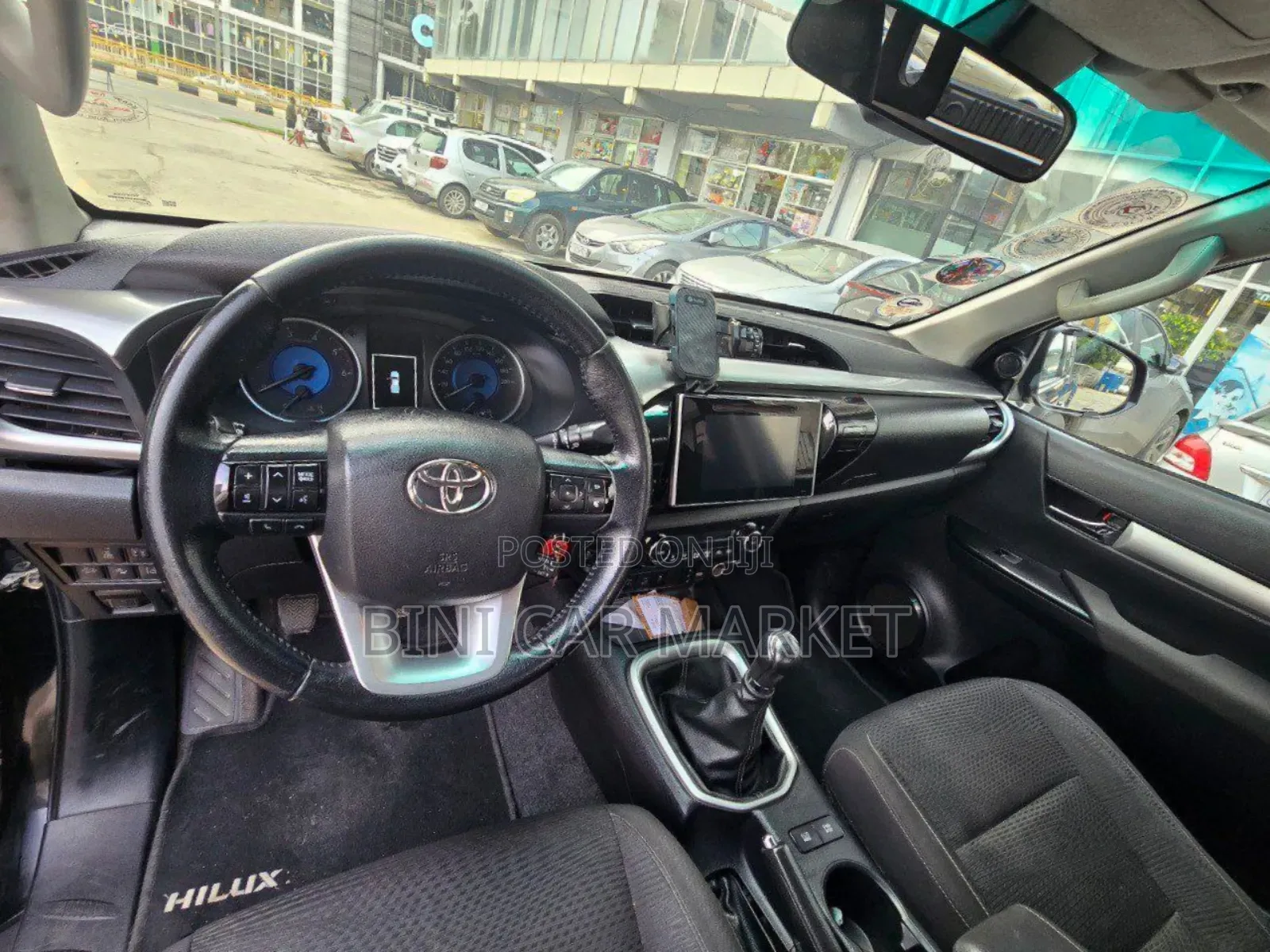 Toyota Hilux 2019 Black