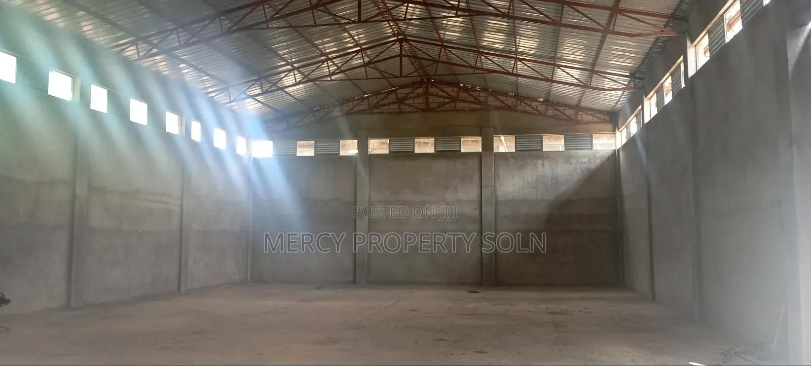 የሚከራይ መጋዘን በቂ ቢሮ የራሱ 315 Kv ትራንስፎርመር ያለው Warehouse for Rent Kaliti