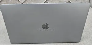 New Laptop Apple MacBook Pro 2019 16GB Intel Core I9 SSD 512GB