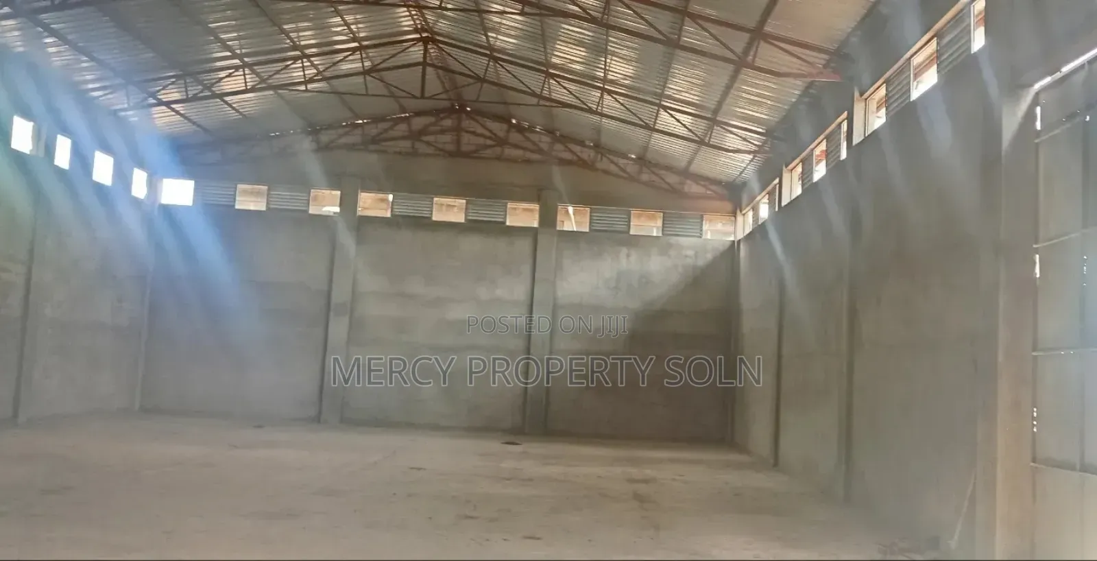 የሚከራይ መጋዘን በቂ ቢሮ የራሱ 315 Kv ትራንስፎርመር ያለው Warehouse for Rent Kaliti