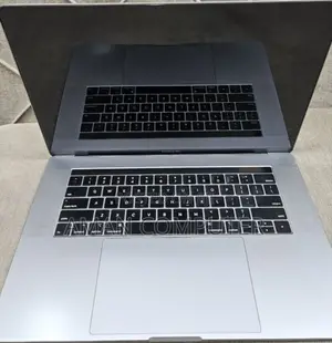 New Laptop Apple MacBook Pro 2019 16GB Intel Core I9 SSD 512GB