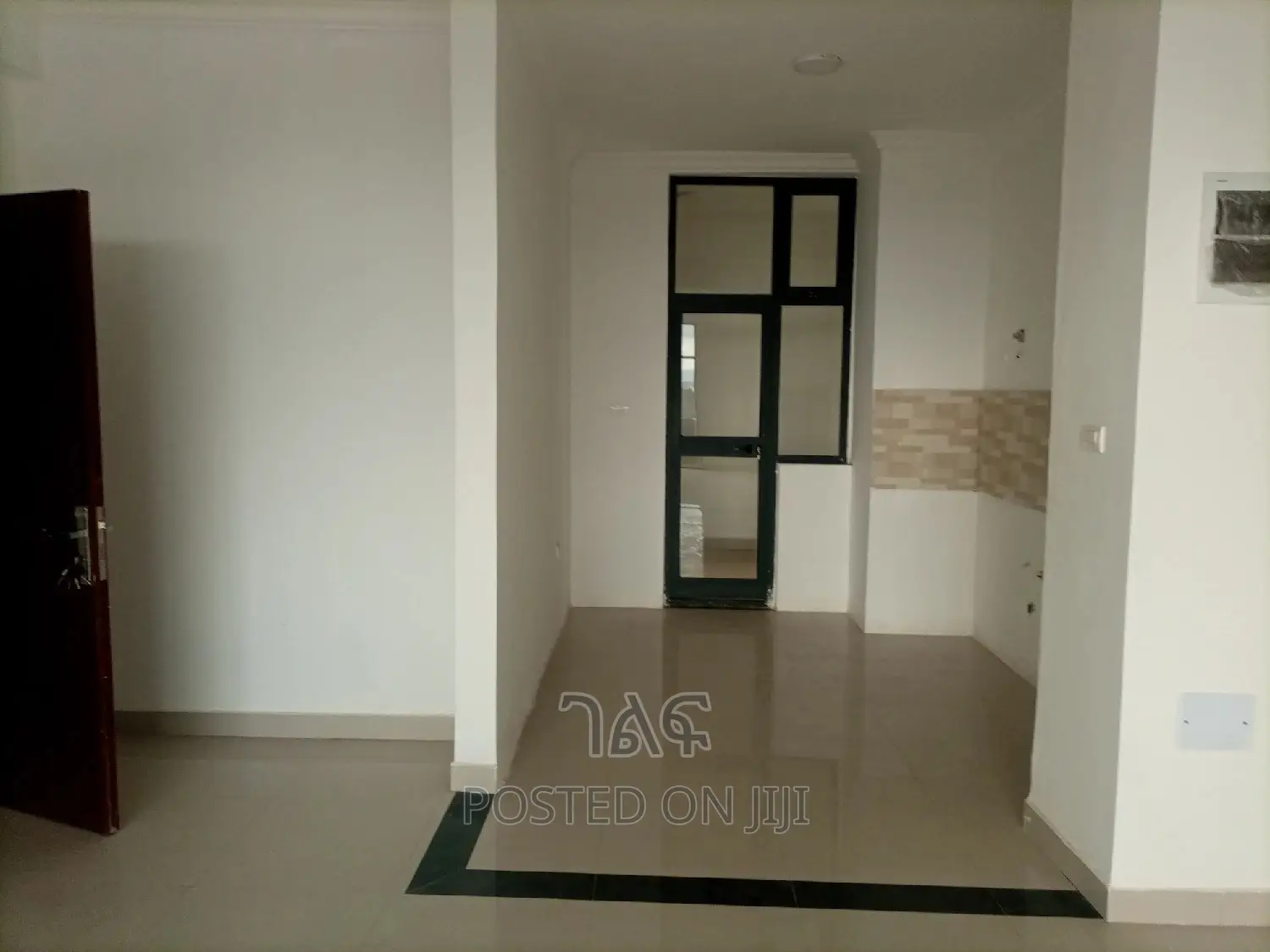3bdrm Apartment in ኖህ, Bole for Sale